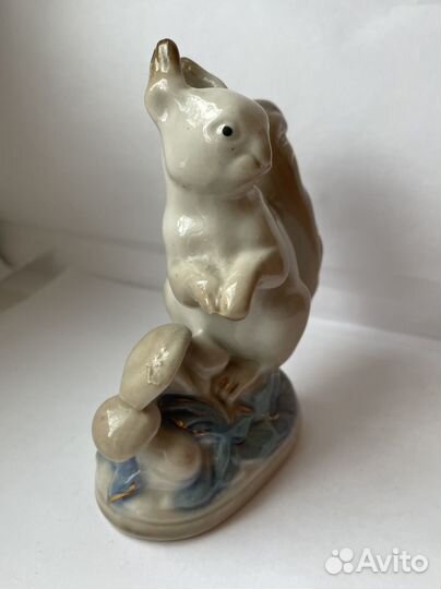 Белка Гжель