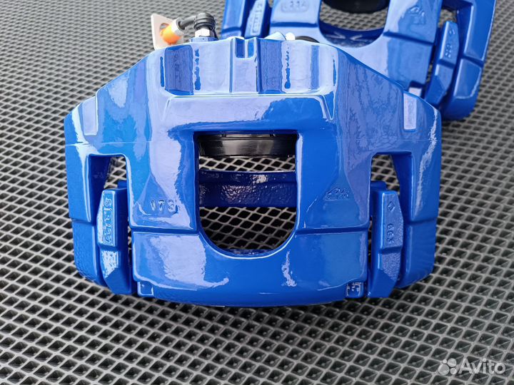 Передние тормоза R-line 345 mm