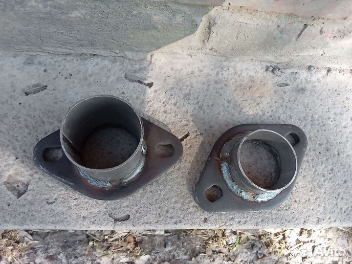 Фланец выхлопной трубы