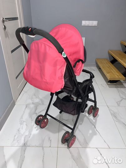 Прогулочная суперлёгкая коляска Aprica Magical Air