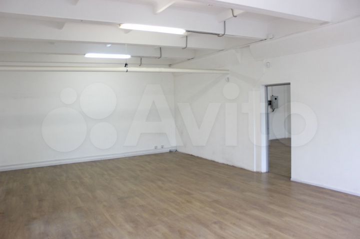 Помещение свободного назначения, 106.8 м²