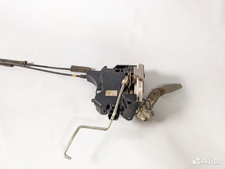 Замок двери передний левый Mitsubishi Pajero Sport