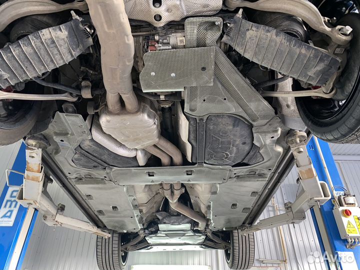 Карбоновая защита на Audi Q7 (2G) 2015-2023