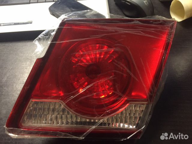 Фонарь внутренний правый Chevrolet Cruze седан