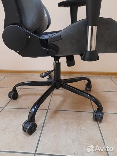 Компьютерное кресло (игровое) геймерское