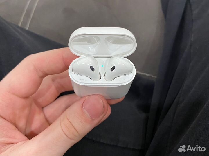 Airpods 1