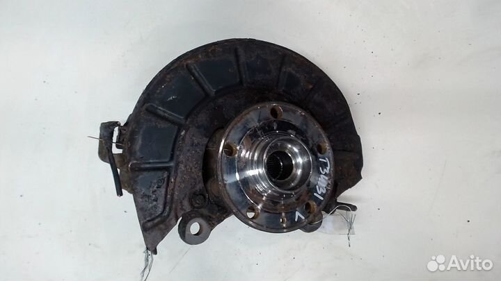 Ступица (кулак, цапфа) Volkswagen Touran, 2003