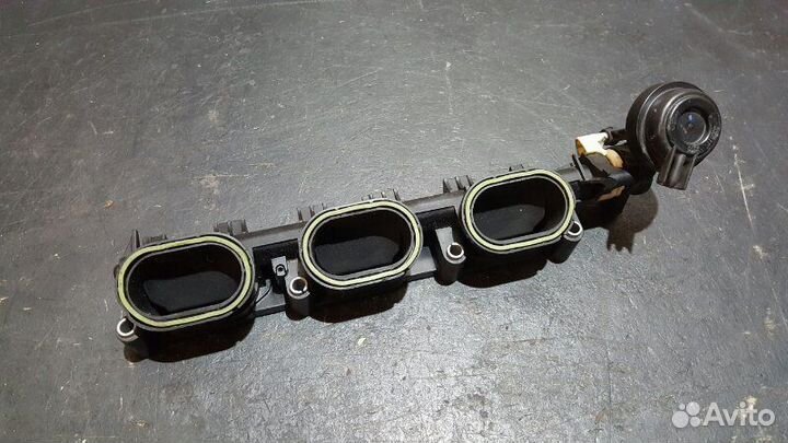 Коллектор впускной Audi A7 4G CGW 2011