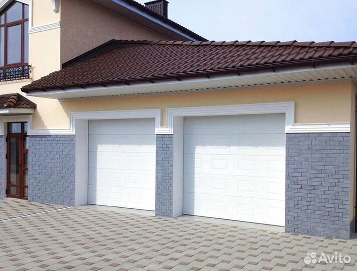 Секционные ворота под ключ