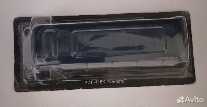 Модель автомобиля 1:43