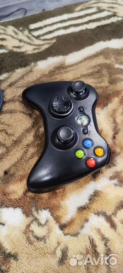 Джойстик и блок питания колокольчики xbox 360