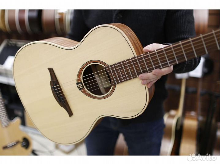 LAG T-70A NAT акустическая гитара