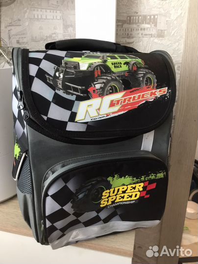 Рюкзак школьный для мальчика ортопедический