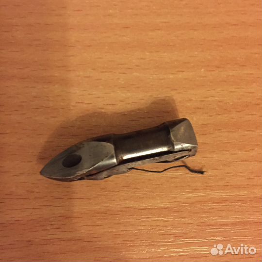 Челнок-пуля для старинных швейных машин