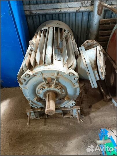 Электродвигатель асинхронный бу