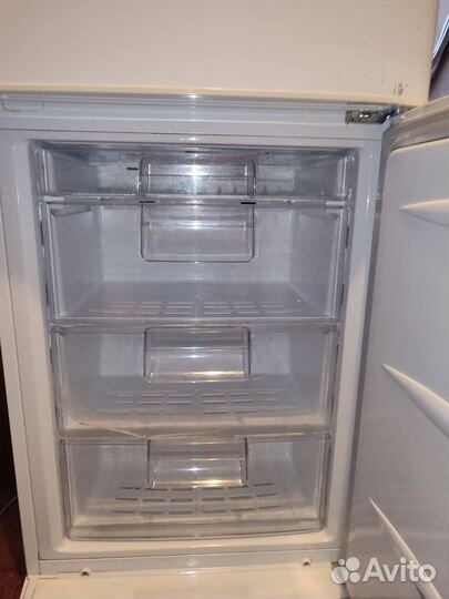 Холодильник LG