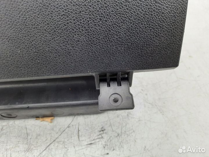 Бардачок Форд Фиеста 5