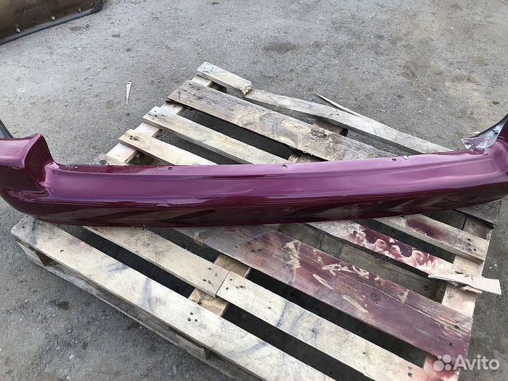 Бампер задний Toyota Corolla E100 универсал