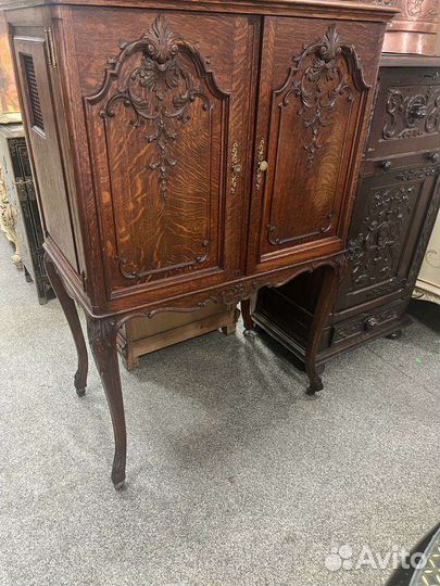 Тумба под телевизор массив