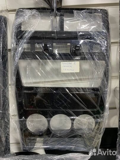 Консоль центральная Приора 2 глянец