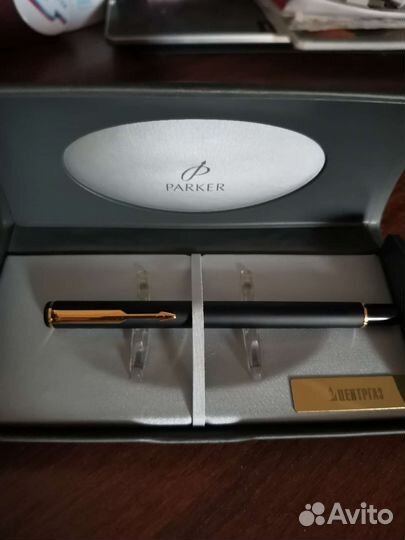 Шариковая ручка parker