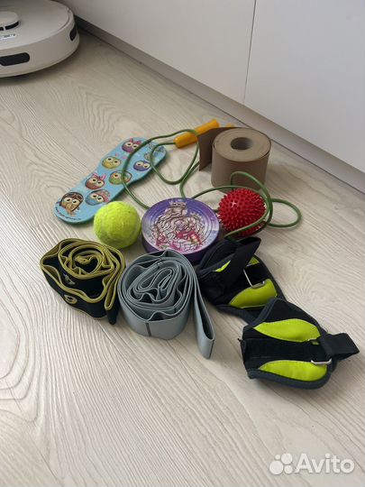 Инвентарь для фигурного катания