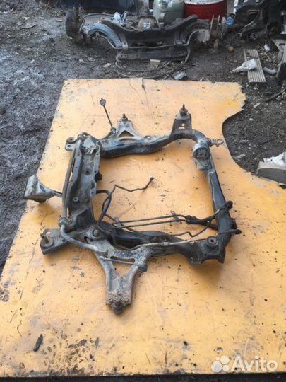 Подрамник передний Ford Mondeo 1 NGA 1993-1996