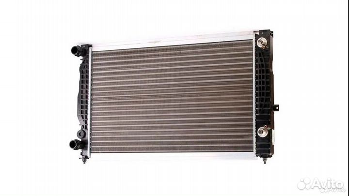 Радиатор охлаждения Audi A6 C5