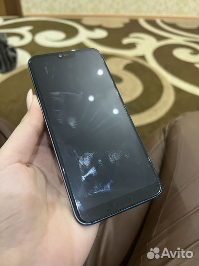 HONOR 10, 6/64 ГБ