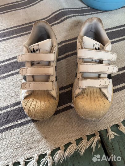 Кроссовки для девочки