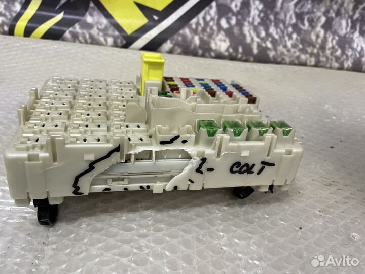 Блок предохранителей Mitsubishi Colt (Z3) 2004-201