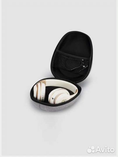Универсальный чехол для накладных наушников