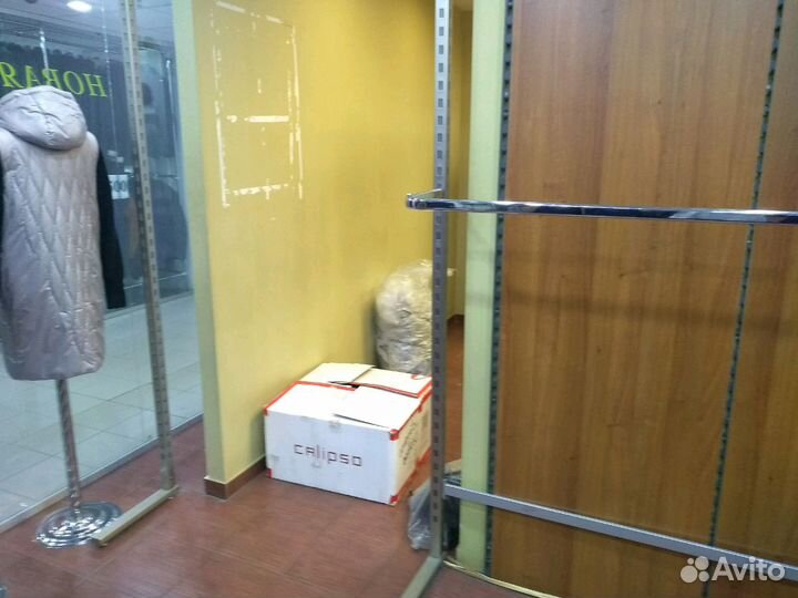 Стойка независимая, 3 секции, в отличном состоянии