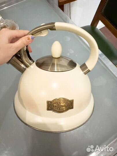 Чайник со свистком