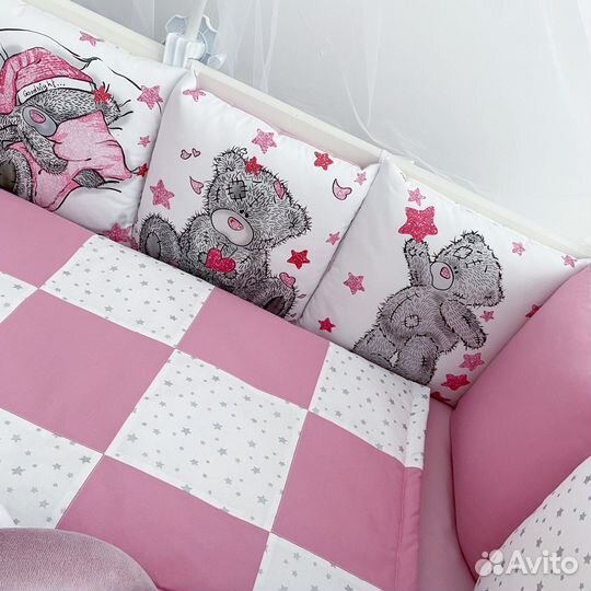 Бортики в кроватку (комплект в наличии)