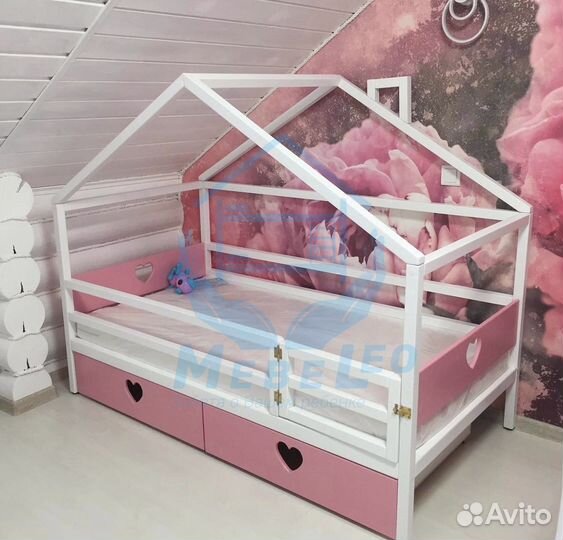 Кровать Домик