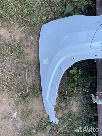 Переднее правое крыло тойота рав 4 50 2019