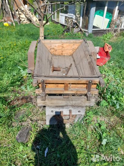 Телега для лошади