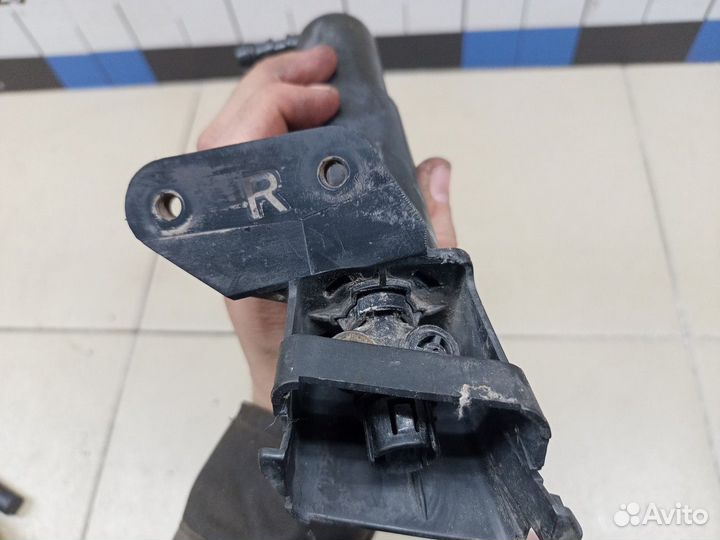 Форсунка омывателя фары Avensis II 2003-2008