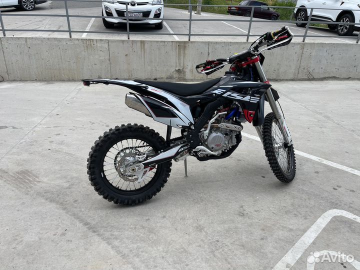 Мотоцикл BSE m2 3.0