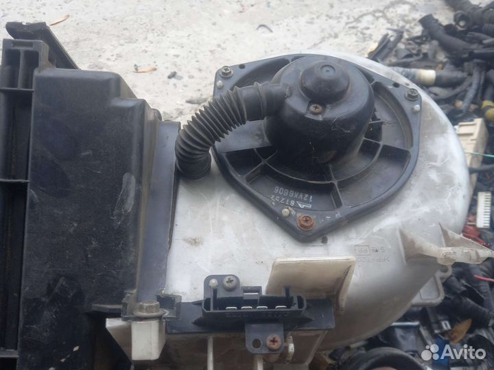 Отопитель в сборе (печка) Nissan Almera N15 1996