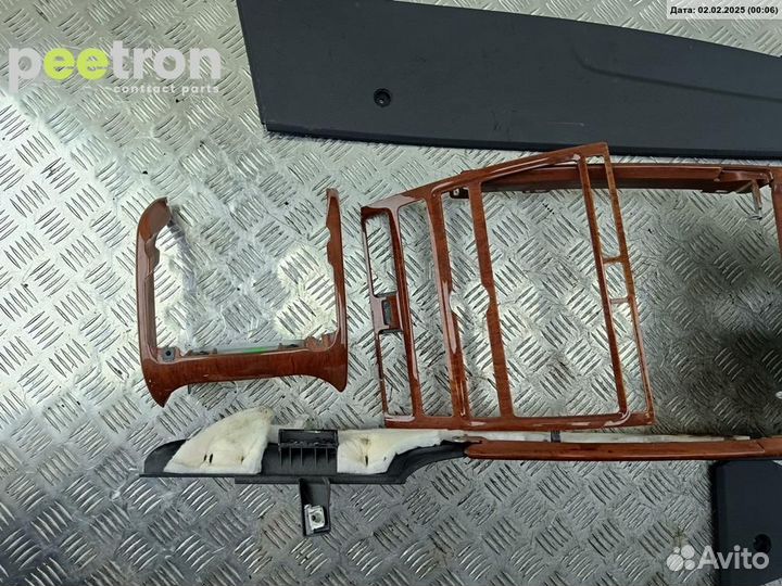 Б/У Б/У Консоль салона (кулисная часть) 3D0864533F