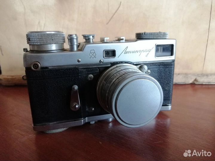 Пленочный фотоаппарат Ленинград