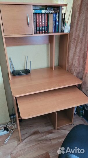 Продам компьютерный стол