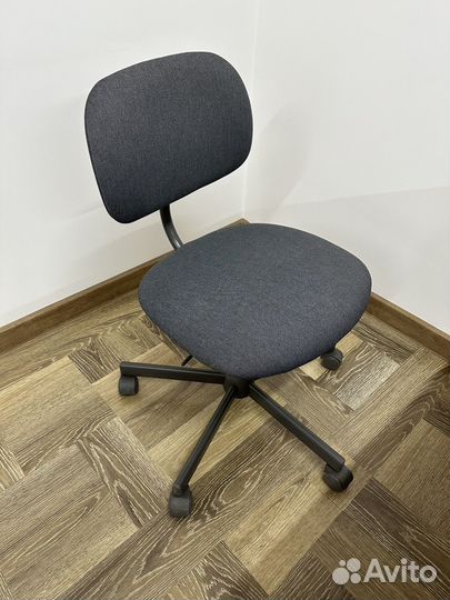 Компьютерное кресло IKEA bleckberget