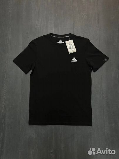 Футболка Adidas