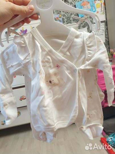 Вещи для новорожденной девочки 50-56