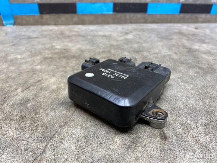 Блок управления вентилятором Mitsubishi Lancer 9