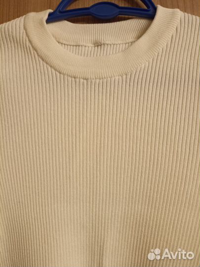 Водолазки р. 42 состояние новых