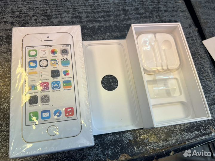 Коробка от iPhone 5s